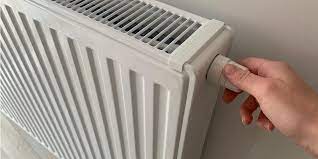 Le radiateur électrique pour le chauffage à Proisy